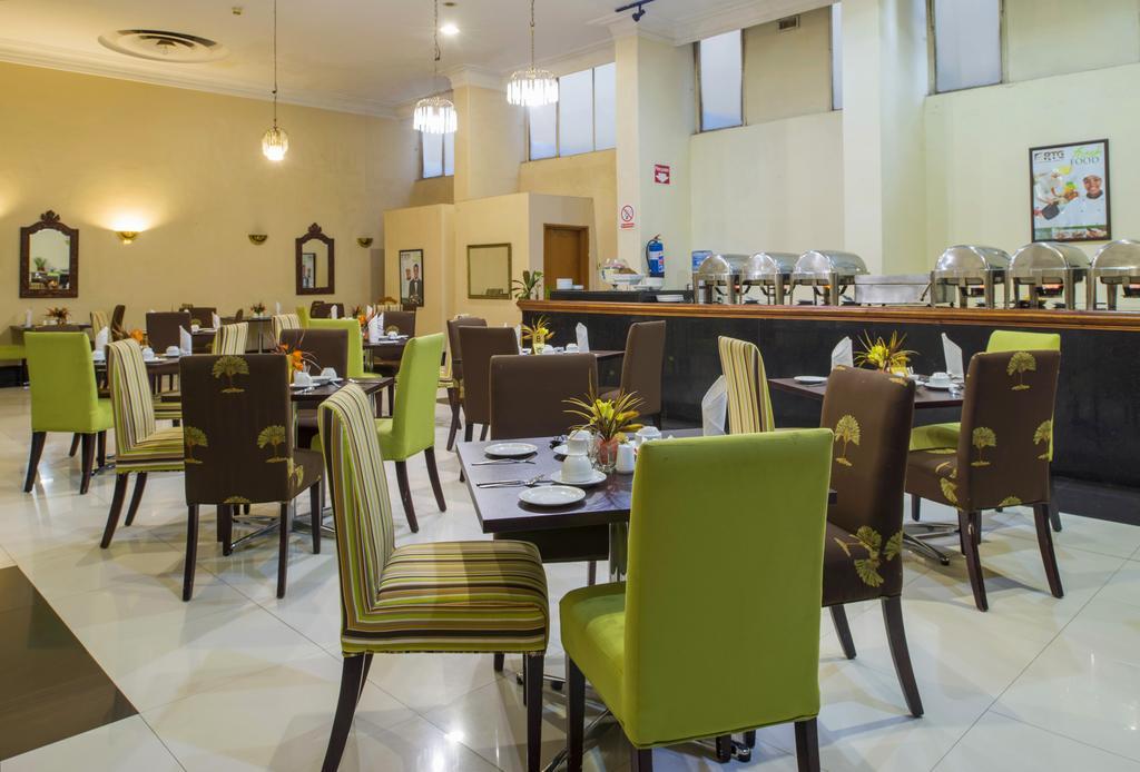 New Ambassador Hotel Хараре Экстерьер фото