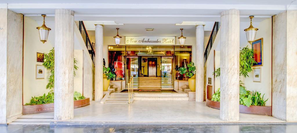 New Ambassador Hotel Хараре Экстерьер фото